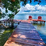 San Fernando Bacalar, Villa Pina Colada